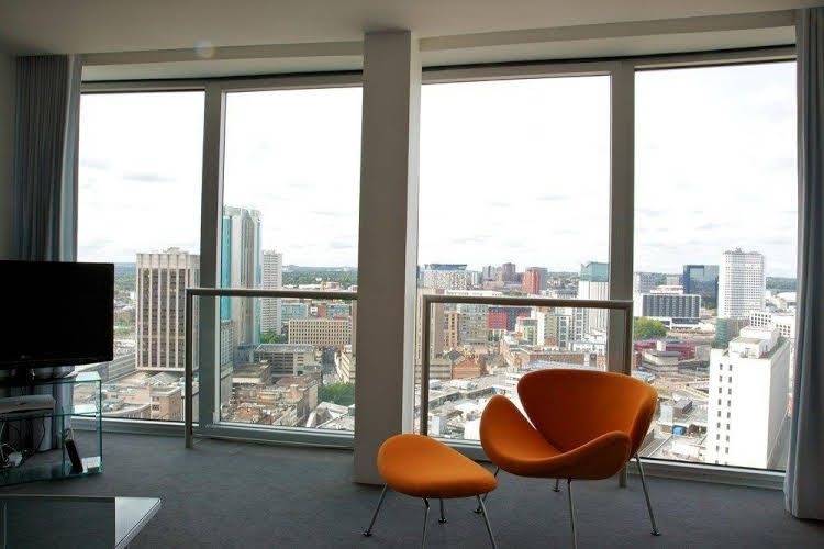 Staying Cool At Rotunda, Birmingham - Serviced Apartments1