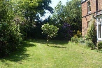 Awentsbury Hotel near Birmingham University Awentsbury Hotel near Birmingham University
