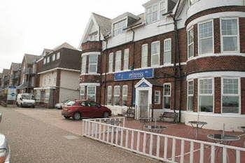 Hadleigh Gables Hotel1