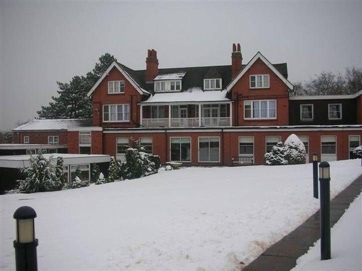 The Beeches0