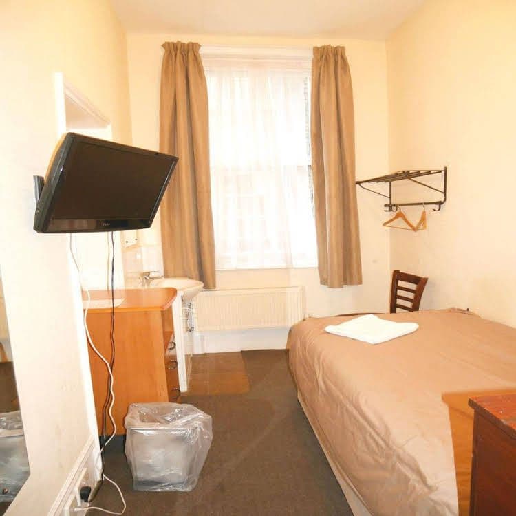 Queens Hotel Queens Hotel