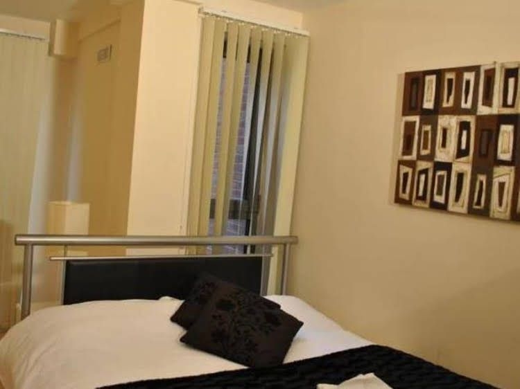 Dreamhouse Apartments Manchester City Centre3