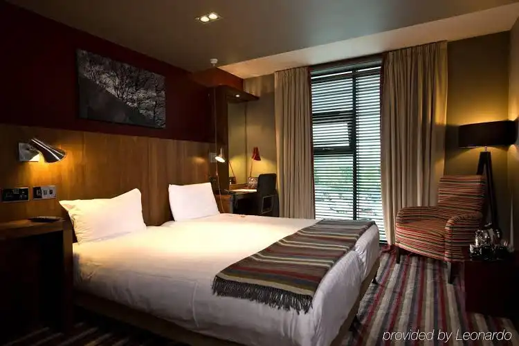 Village Urban Resort Farnborough Village Urban Resort Farnborough