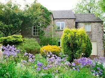 Warren House2