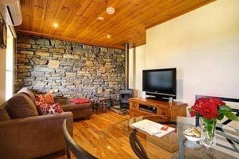 สโตนเวลล์ คอทเทจ แอนด์ ไวน์ยาร์ด (Stonewell Cottages & Vineyards Retreat)4