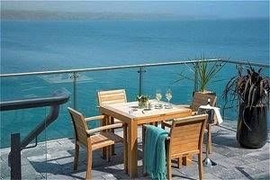 Cliff House Hotel2