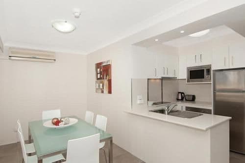 One-Bedroom Apartment with Sea View