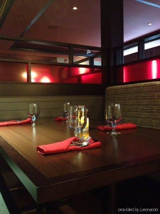 Holiday Inn & Suites Grande Prairie1