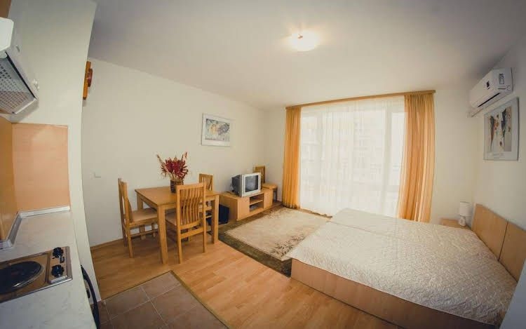 Messambria Apartments0