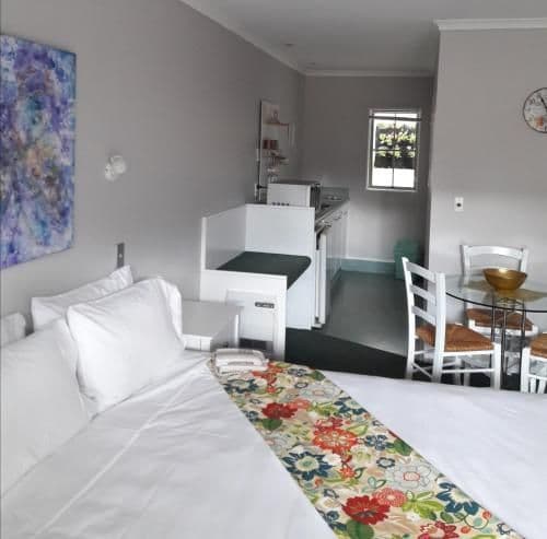 Queen Room with Spa Bath