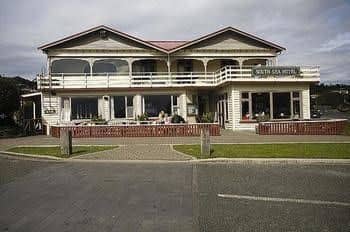 South Sea Hotel South Sea Hotel