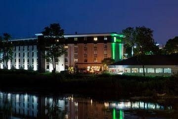 Milwaukee River Inn3