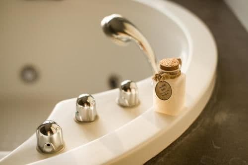 Deluxe Double or Twin Room with Spa Bath