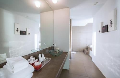 Deluxe Double or Twin Room with Spa Bath