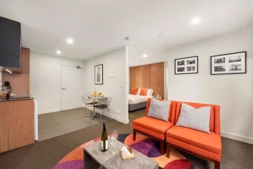 Deluxe Apartment