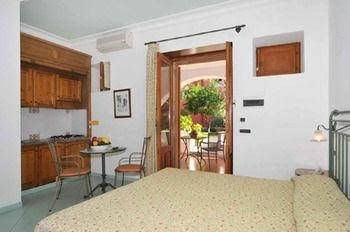 Residence Hotel Villa Fiorentino4