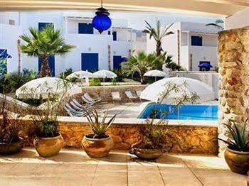 Villaggio Cala La Luna0