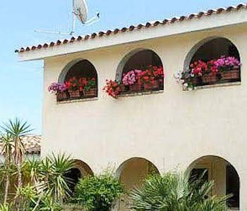 Porto Giunco Residence3