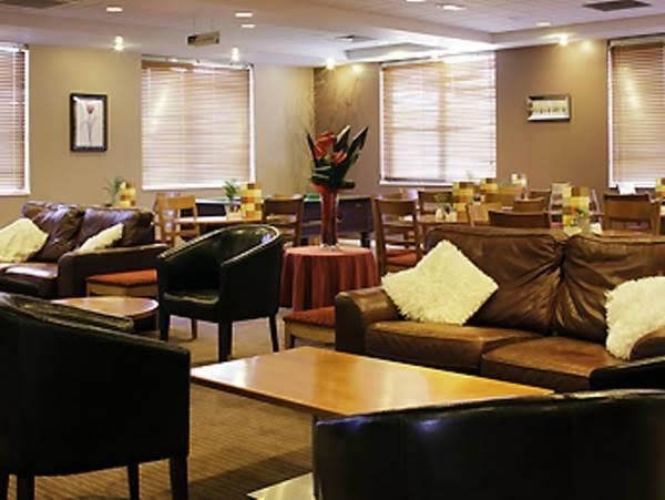 ibis Chesterfield North3