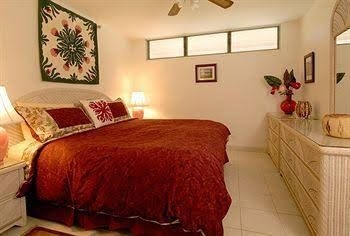Kihei Akahi by Condominium Rentals Hawaii1