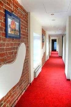 Stony Island Hotel at Lomonosova3