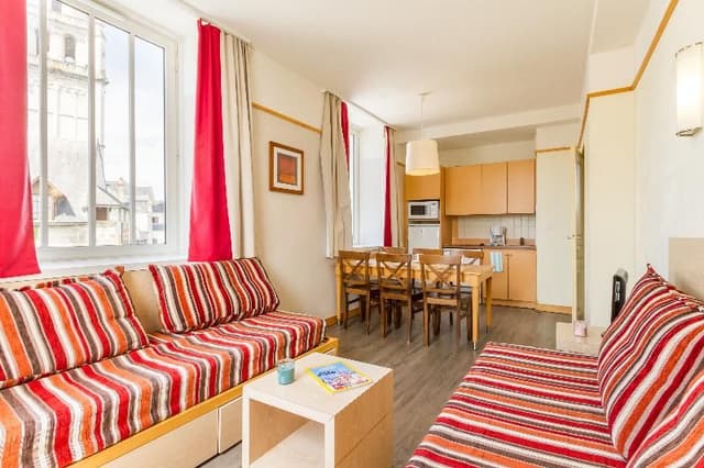 APARTMENT CAPACITY 6