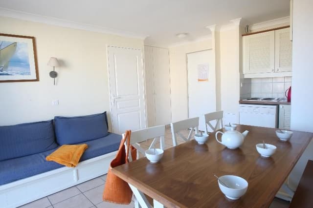 APARTMENT CAPACITY 6