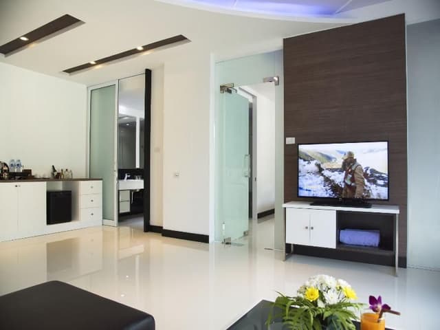 DOUBLE ONE BEDROOM