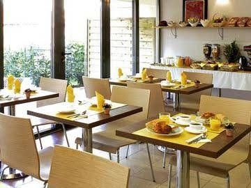 Adagio Access Paris Clamart0