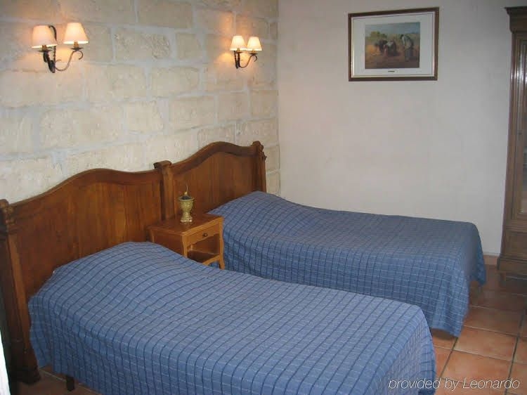 Au Saint Roch - Hotel et Jardin2
