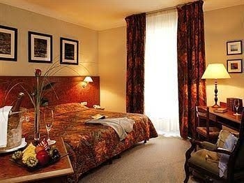 Logis Le Midland1