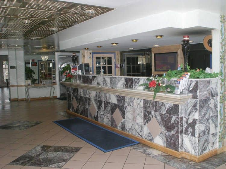 Studios and Suites 4 LESS Studios and Suites 4 LESS