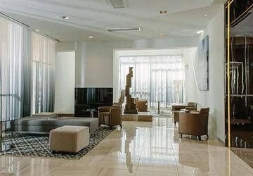 โรงแรมเอซี แคนซัสซิตี้ พลาซ่า (AC Hotels by Marriott Kansas City Westport )3