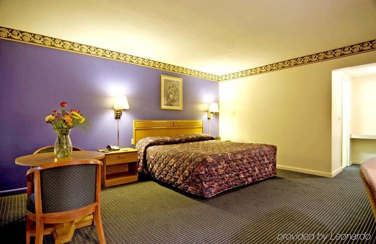 Americas Best Value Inn-Wethersfield/Hartford4