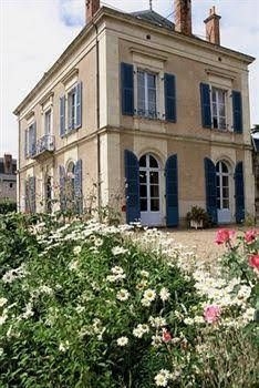 Logis Le Parc Hotel3