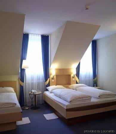 Hotel Hauser an der Universitat Hotel Hauser an der Universitat