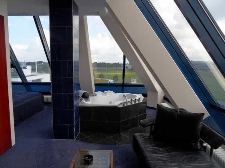Hotel-Pyramide Hotel-Pyramide