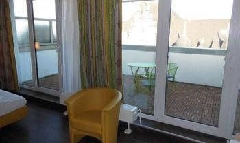 Hotel Luxa4