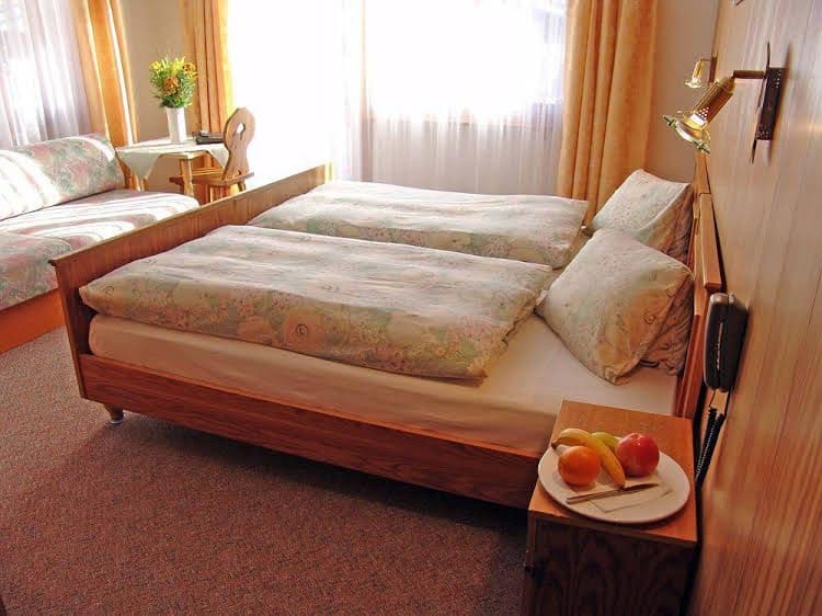 Dom Dom