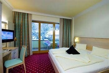 Hotel Karntnerhof1