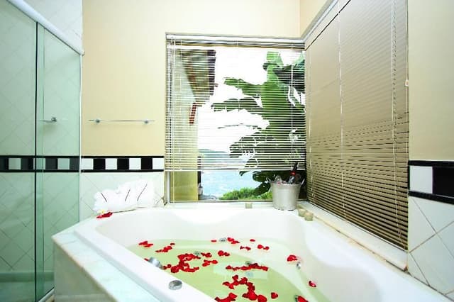 SUITE STANDARD