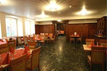 Central Hotel Lowen4