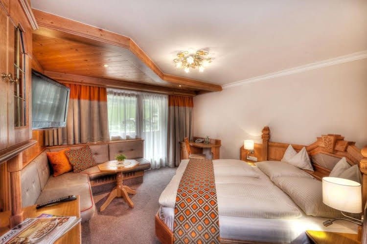 Wellnesshotel Edelweiss Superior2