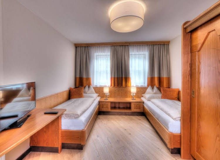 Wellnesshotel Edelweiss Superior1