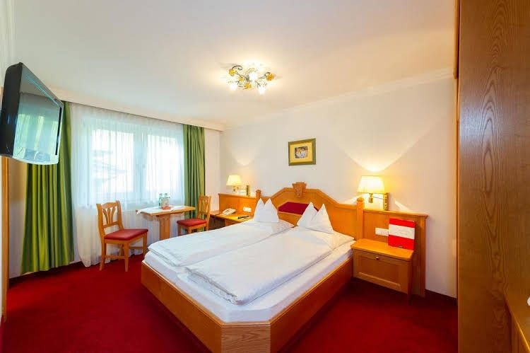 Wellnesshotel Edelweiss Superior3