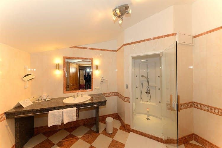 Sport- und Wellnesshotel Held4