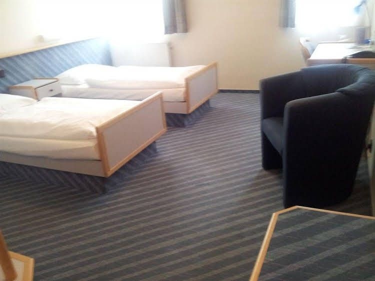 Lowen Hotel2