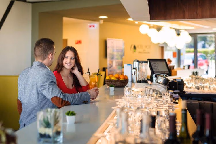 Yacht Club Wellness Hotel0