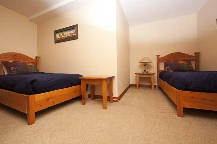Aloha Whistler Accommodations - Upper Village & Benchlands Aloha Whistler Accommodations - Upper Village & Benchlands