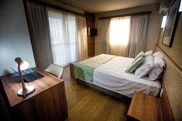 SINGLE SUPERIOR WITH DOUBLE BED